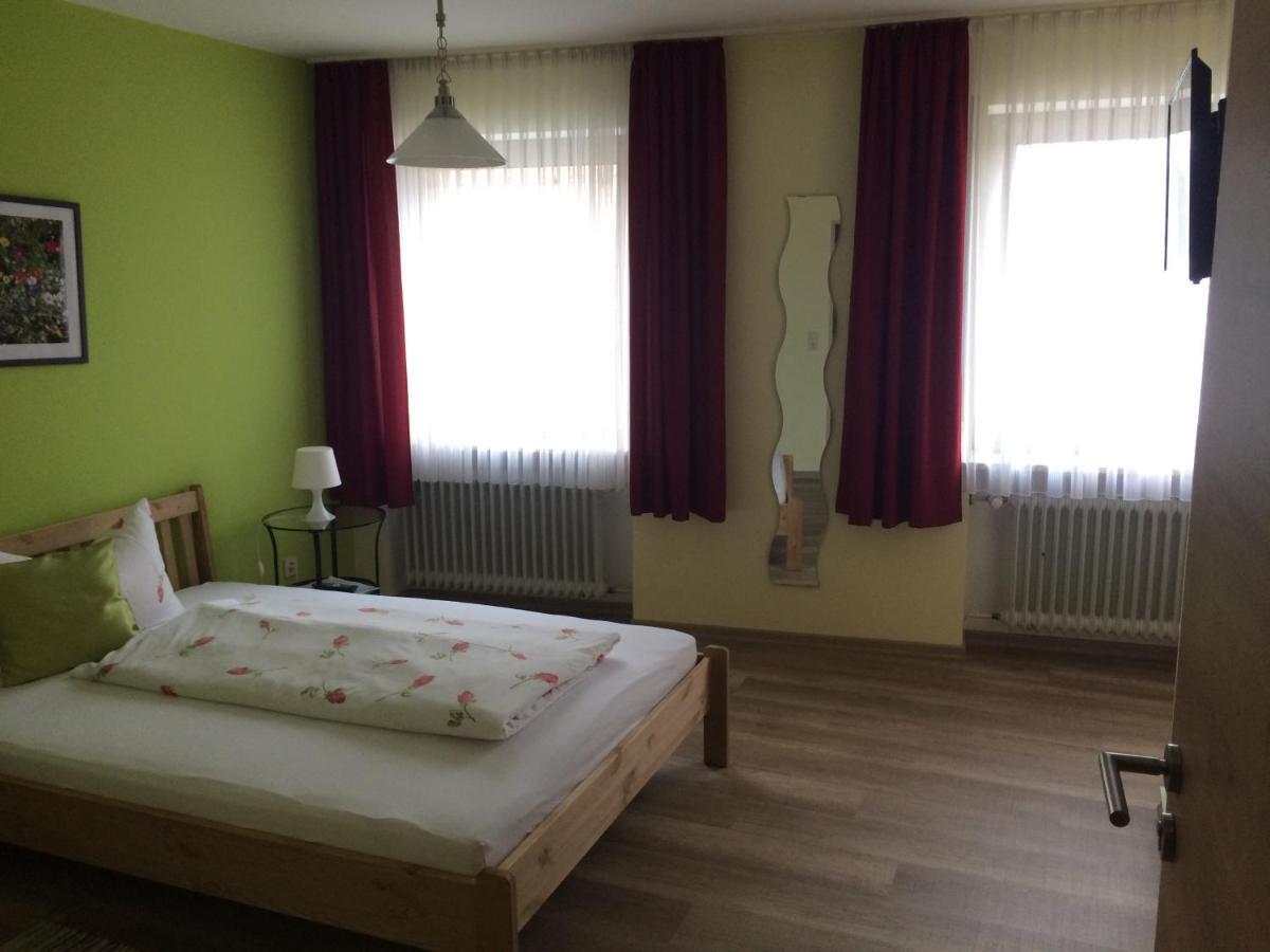 Landgasthof Zum Goldenen Loewen Мусбах Екстериор снимка